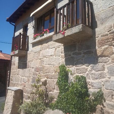 Apartamento Do Xures Maus de Salas エクステリア 写真