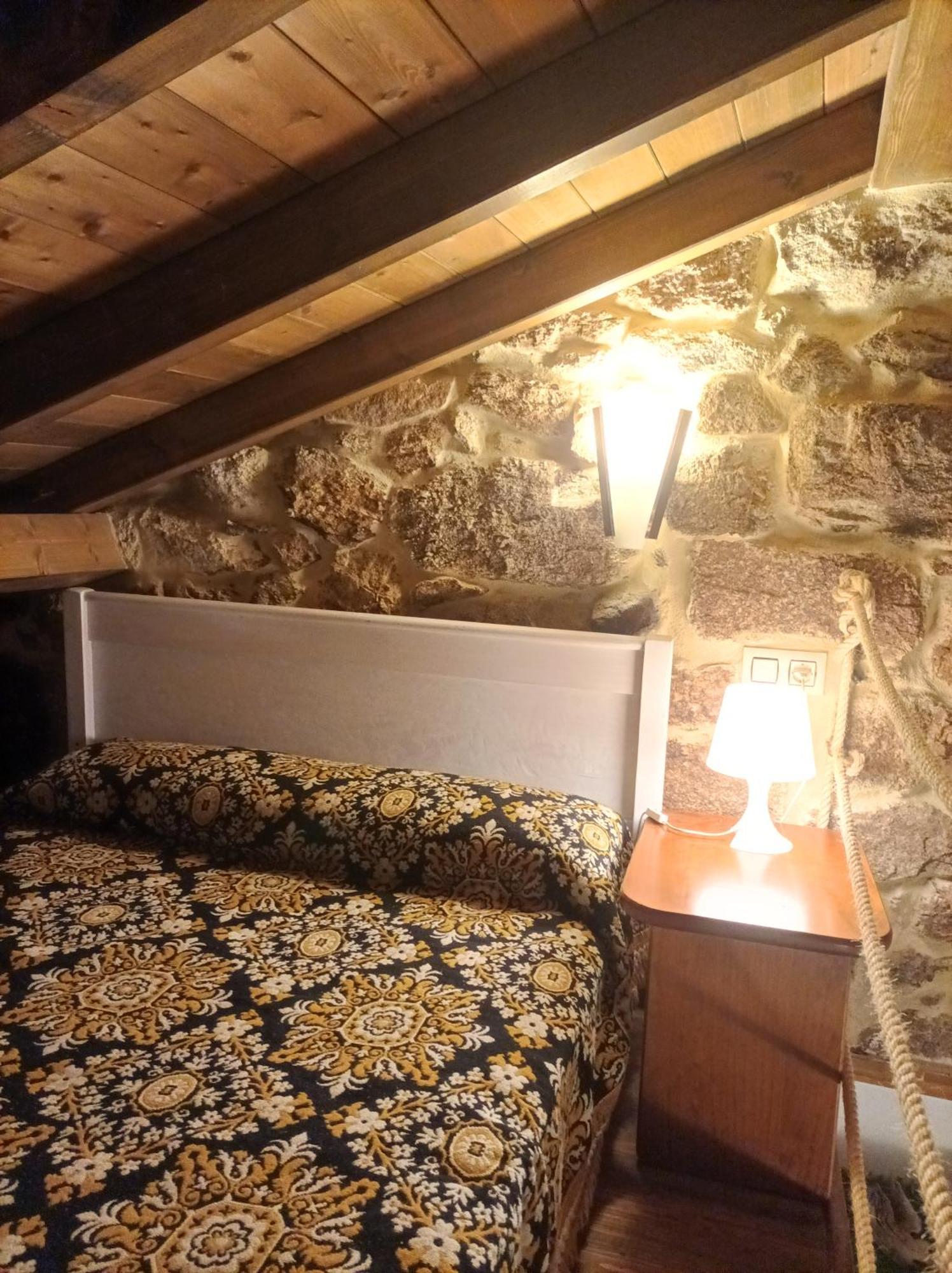 Apartamento Do Xures Maus de Salas エクステリア 写真